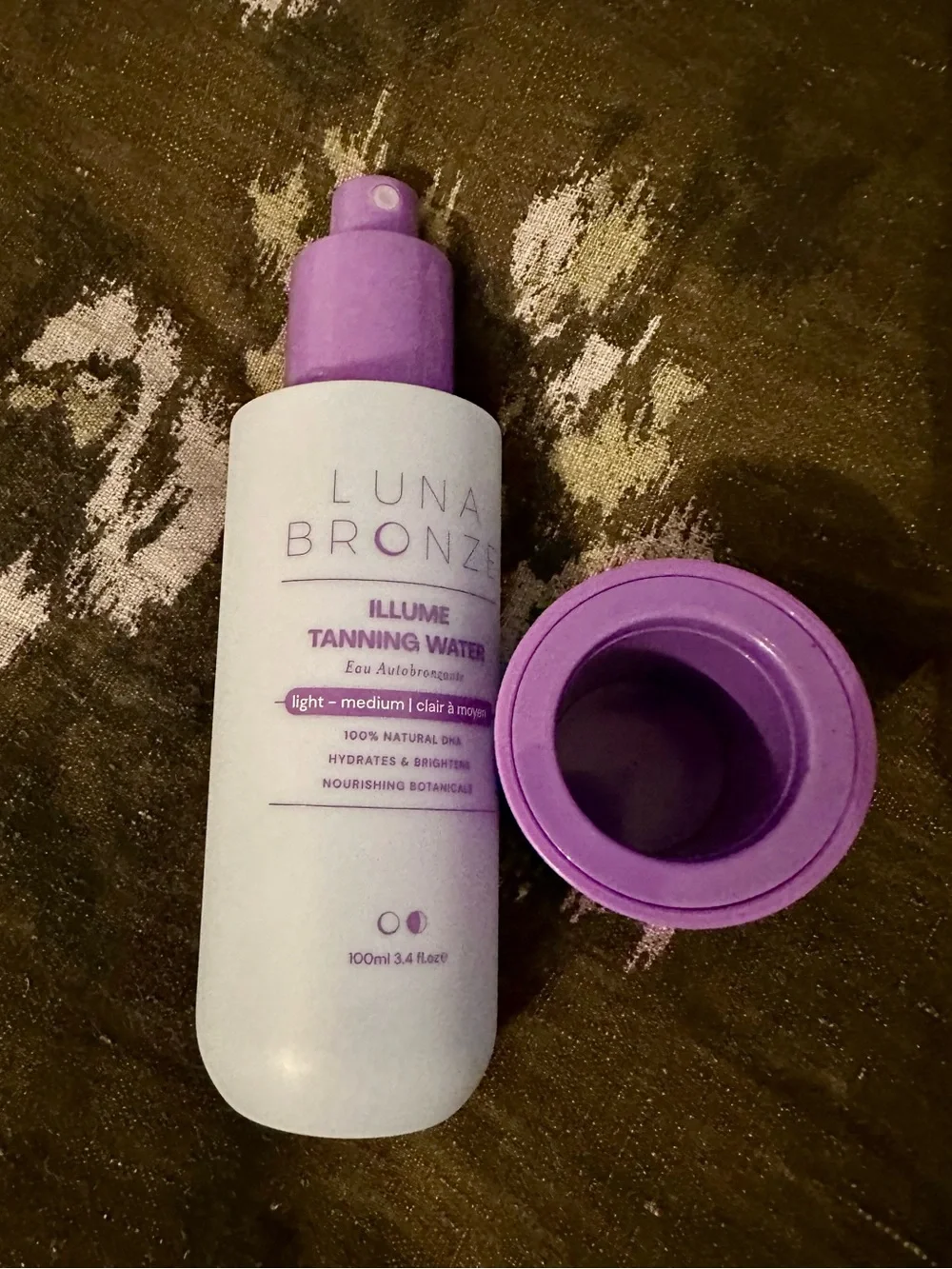 Luna Bronze Illume Tanning Water — Light/Medium